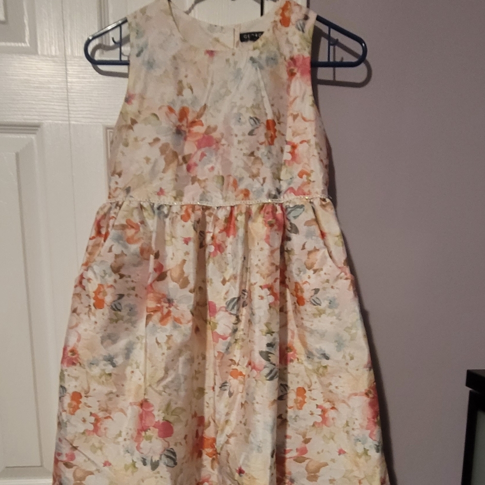 Girls dress perfect for Spring/Easter!